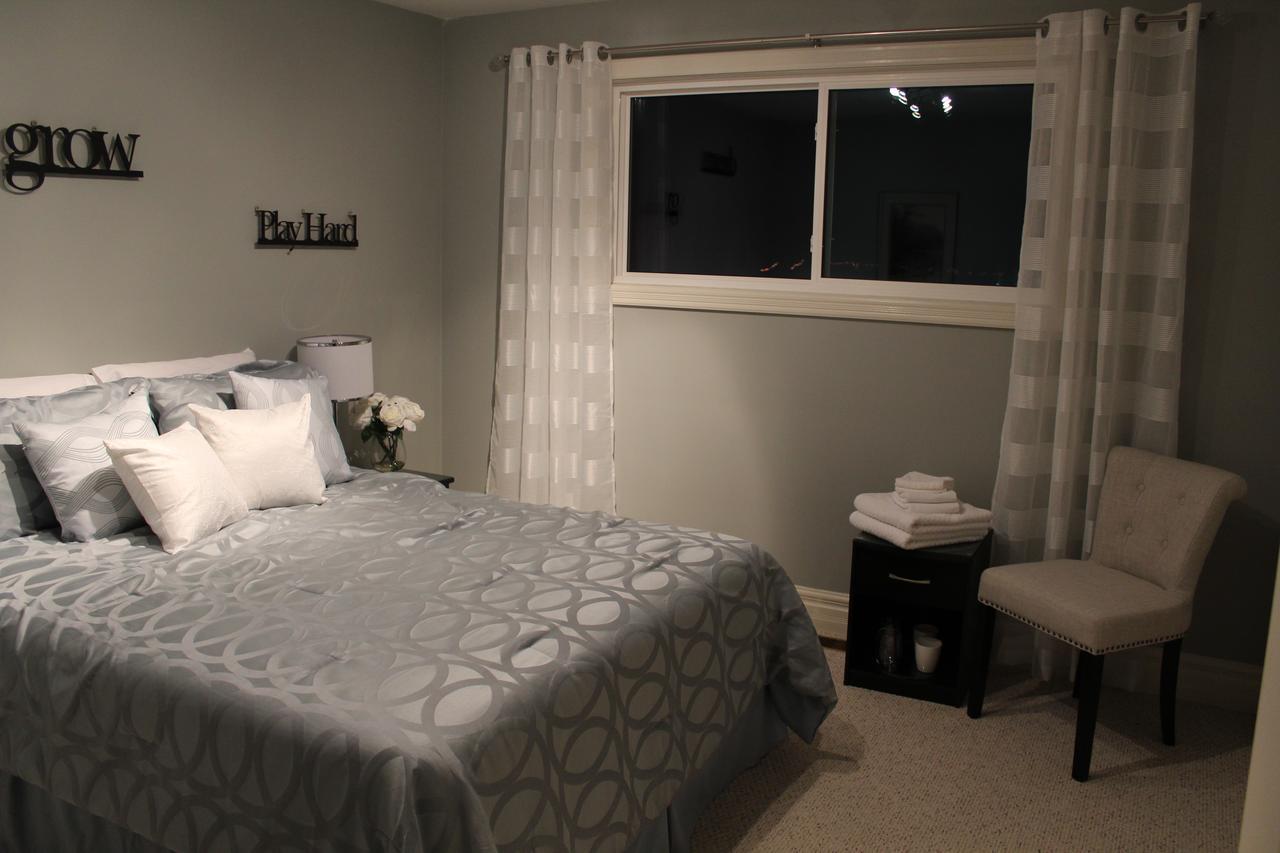 Water'S Edge B & B Oro-Medonte Экстерьер фото