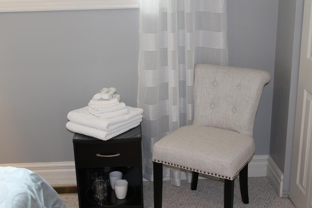 Water'S Edge B & B Oro-Medonte Экстерьер фото